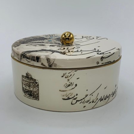 نمایش جزئیات برای  شکلاتخوری سرامیکی بزرگ طرح کینگ تصویر  شکلاتخوری سرامیکی بزرگ طرح کینگ