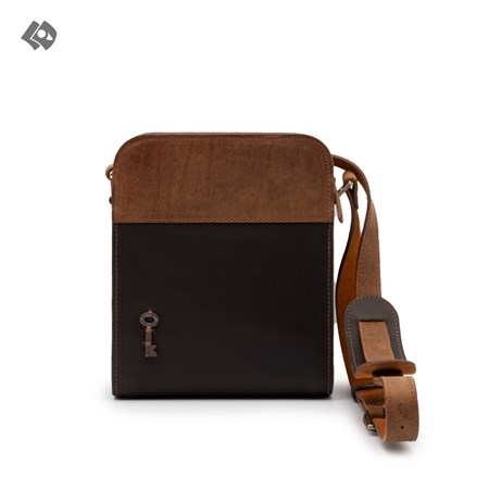 نمایش جزئیات برای  کیف دوشی زنانه چرم رنگ مشکی قهوه ای مدل لک تصویر  کیف دوشی زنانه چرم رنگ مشکی قهوه ای مدل لک