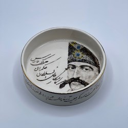 تصویر  ظرف استوانه دهانه 19 طرح شاه قاجار